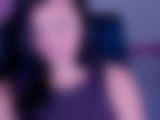 Live cam show with anamills - Pretty on Camsoda