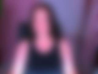 Live cam show with anamills - Pretty on Camsoda