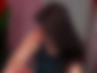 anamills MILF webcam performer live streaming