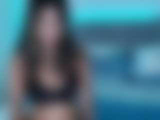 Live cam show with nicolepowell - Deepthroat on livesuperchat.net