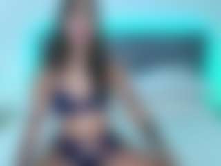 Live cam show with nicolepowell - Deepthroat on Camsoda