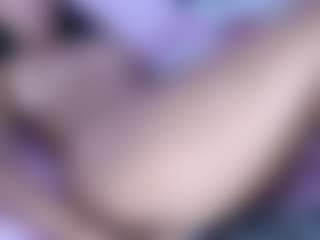 Live cam show with nicolepowell - Bedroom on Camsoda