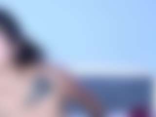 Live cam show with nicolepowell - Bedroom on Dare Cams