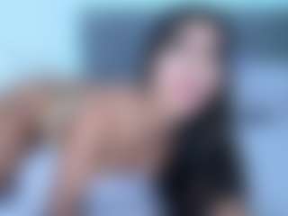 Live cam show with nicolepowell - Blowjob on milfzrlive.com