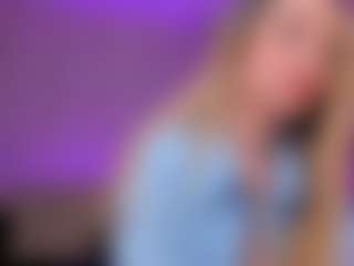 Live cam show with StaceyWood - Strip on Camsoda