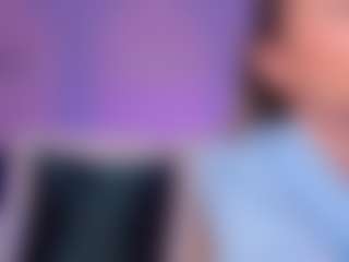 Live cam show with StaceyWood - Erotic Dance on Dolls Live
