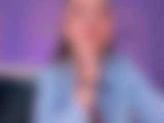 Live cam show with StaceyWood - Thong on googirlz