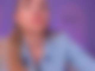 Live cam show with StaceyWood - Thin on SinfulBabes