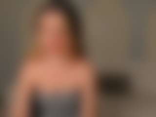 Live cam show with StaceyWood - Petite on https://playwithruby.com