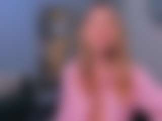 Live cam show with StaceyWood - Thong on SxyPornLive