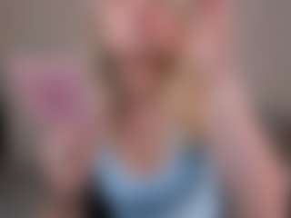 Live cam show with StaceyWood - Brown Eyes Blonde Hair on crypto-cams