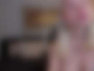 Live cam show with StaceyWood - Thin on SmokeAndPoke