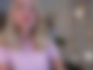 Live cam show with StaceyWood - Brown Eyes Blonde Hair on fuck-show.com