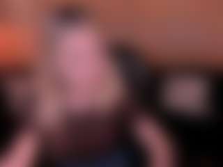 Live cam show with StaceyWood - Lesbian on TeamSkeetLive