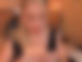 Live cam show with StaceyWood - Asshole on Camsoda