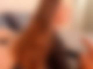 Live cam show with barbieroberts - Curvy on SxyPornLive