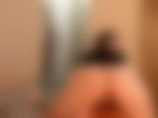 Live cam show with barbieroberts - Shaved Pussy on Milfs Live
