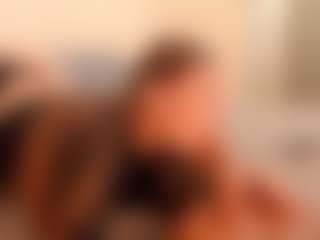 Live cam show with barbieroberts - Fucking on Dolls Live