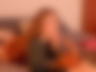 Live cam show with barbieroberts - Flirt Ebony on Camsoda