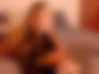 Live cam show with barbieroberts - Bedroom Big Tits on SmokeAndPoke