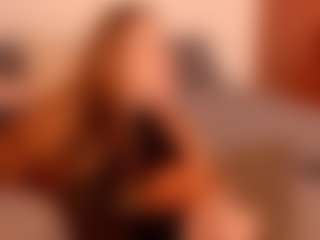 Live cam show with barbieroberts - Strip on thefappeningchat.com