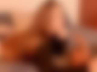 Live cam show with barbieroberts - Curvy Toys on x69.live