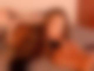 Live cam show with barbieroberts - Strip BBW on SmokeAndPoke