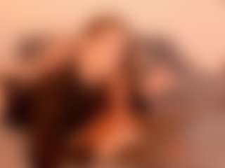 Live cam show with barbieroberts - Little on Stripli.com