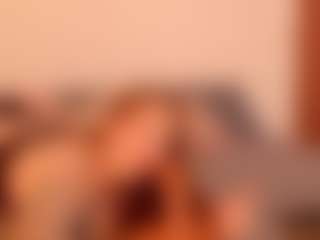 Live cam show with barbieroberts - Strip Latina on StripNow | colombia