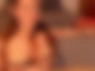 Live cam show with barbieroberts - Senior on nudelive.tv