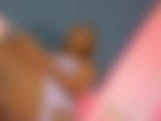 latinwondercockts's Live Sex Cam Show