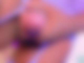 Эротическая трансляция с latinwondercockts — Dirty Talk на Camsoda