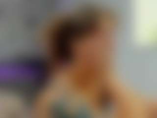 Live cam show with almafancy - Blue Eyes on Fling VIP Chat