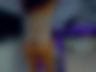Live cam show with almafancy - Brown Hair MILF on crypto-cams