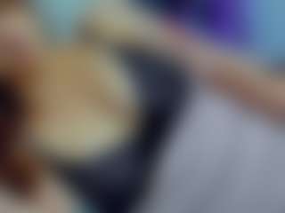 Live cam show with almafancy - Blue Eyes on Mixed Magazine Live
