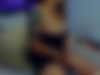 almafancy's Live Sex Cam Show
