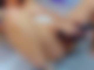 almafancy MILF webcam performer live streaming