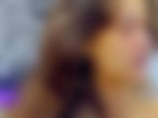 almafancy's Live Sex Cam Show