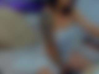 almafancy MILF webcam performer live streaming