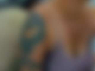 almafancy's Live Sex Cam Show