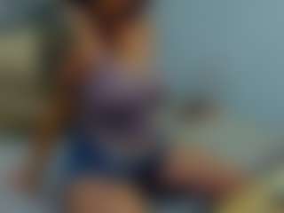 almafancy's Live Sex Cam Show