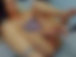 almafancy's Live Sex Cam Show