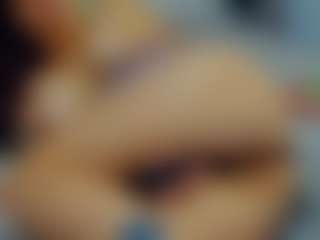 almafancy's Live Sex Cam Show