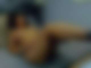 almafancy's Live Sex Cam Show