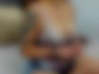Live cam show with almafancy - Brown Hair on Hubzter Live