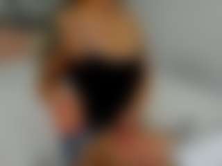 almafancy's Live Sex Cam Show