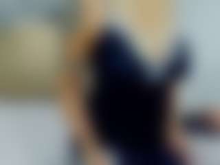 almafancy's Live Sex Cam Show