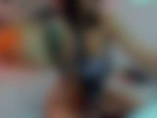 almafancy's Live Sex Cam Show