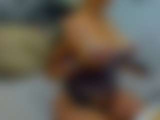 Live cam show with almafancy - Big Ass MILF on Camsoda