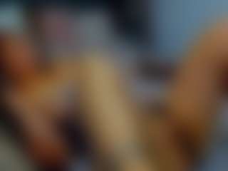 almafancy's Live Sex Cam Show